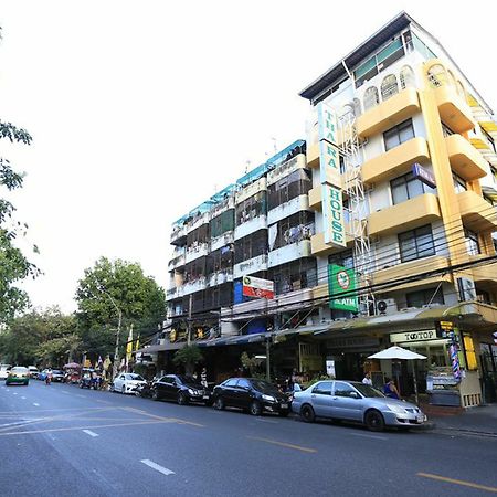 Thara House Hotel Banguecoque Exterior foto