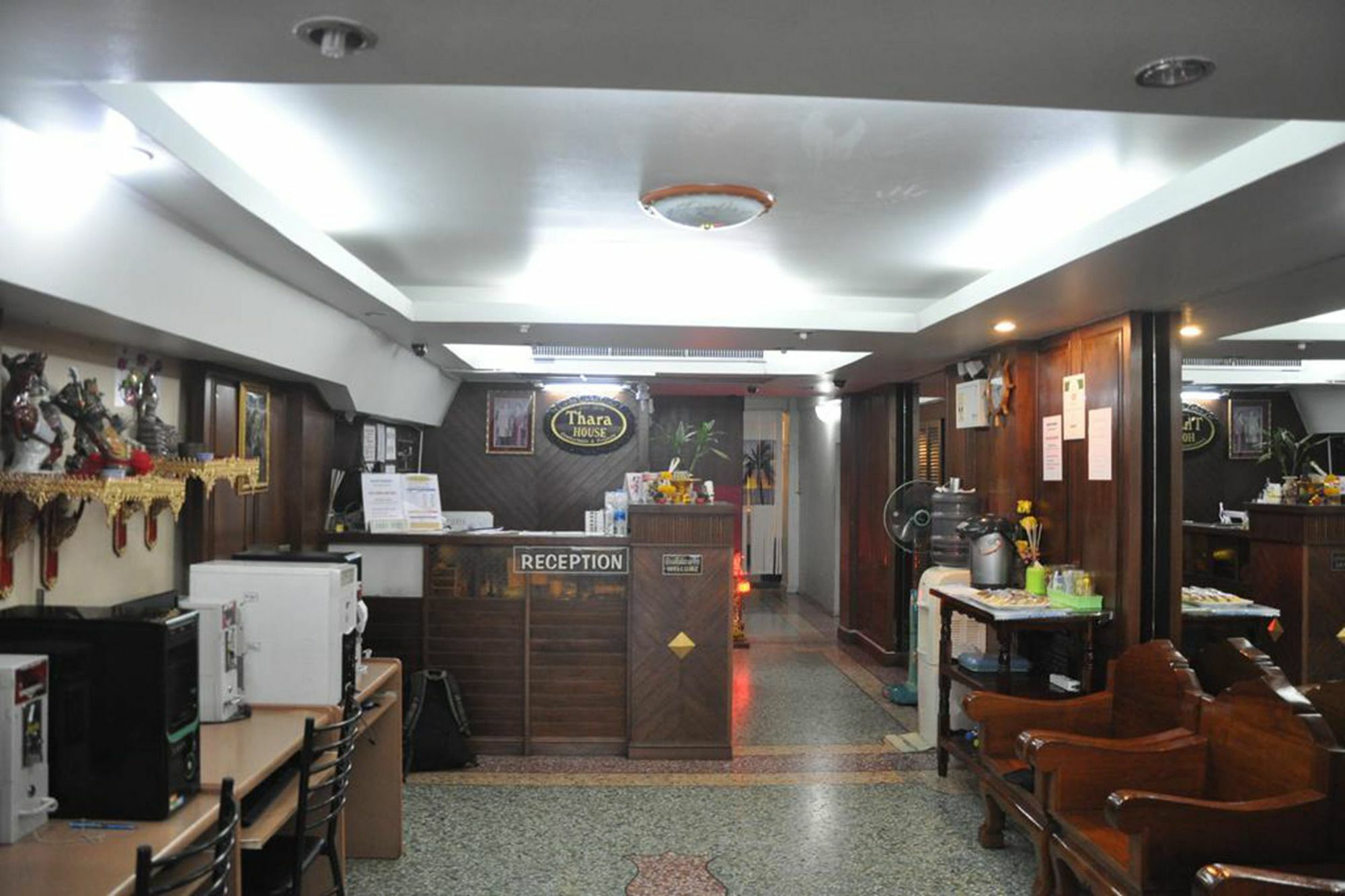 Thara House Hotel Banguecoque Exterior foto